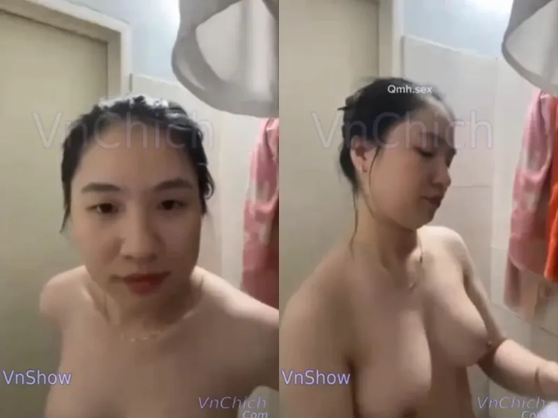 Gái vú ngon, vừa call với nhân tình vừa tắm